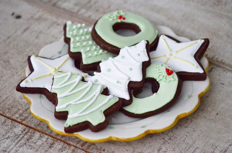 Cookie Decorating with Royal Icing - Out of the Box Baking