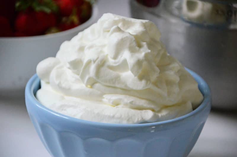 Can you make whip cream with heavy cream powder 