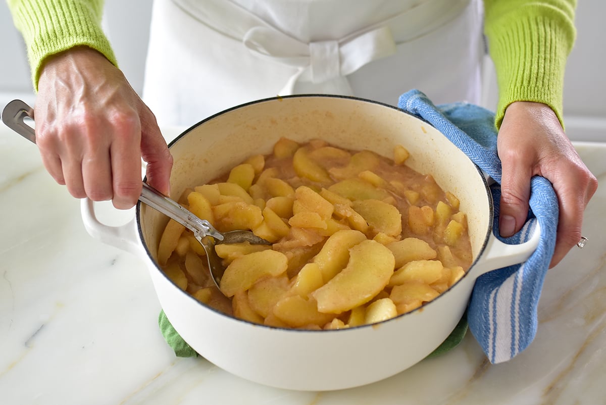 apple pie filling in a white pot