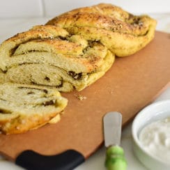 Slices of za'atar swirl bread on a board