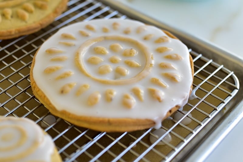 Large Shortbread Mould . Shortbread Mold . Cookie Pan . Cookie