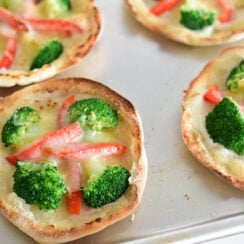 Pita melts with broccoli