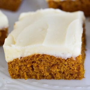 frosted pumpkin bars with white frosting